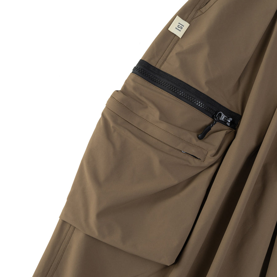 NYLON ZIPPER POCKET PANTS - MOKA