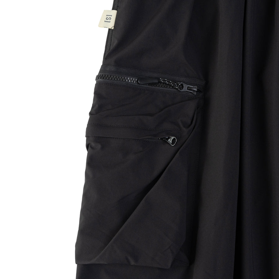 NYLON ZIPPER POCKET PANTS - BLACK