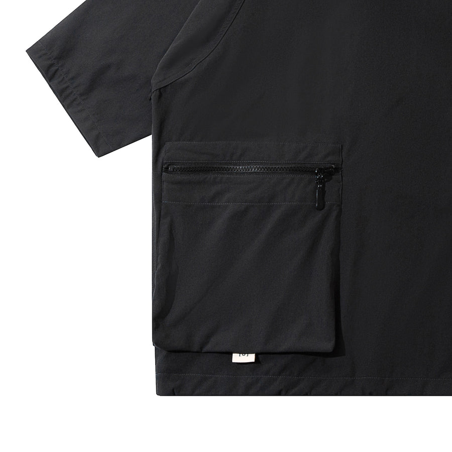 ZIPPER POCKET PERFORMANCE TEE - CHARCOAL