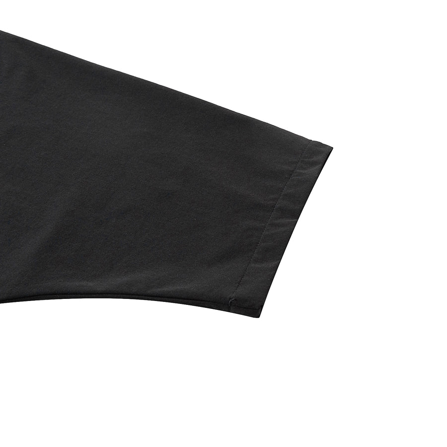 ZIPPER POCKET PERFORMANCE TEE - CHARCOAL