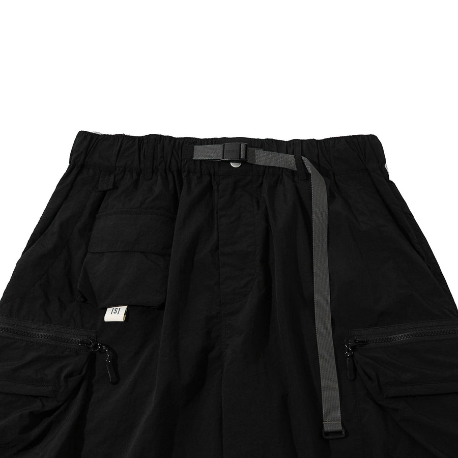 DOUBLE ZIPPER POCKET SHORTS - BLACK